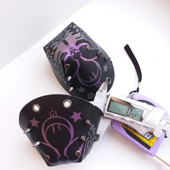 SOLD! Custom Roller Skate Toe Guards Skull Skulls Moon Beetle Gothic - Picture 13 of 13